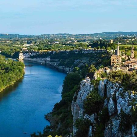 Saint-Martin-dʼArdèche Appartement Neuf Avec Spa מראה חיצוני תמונה